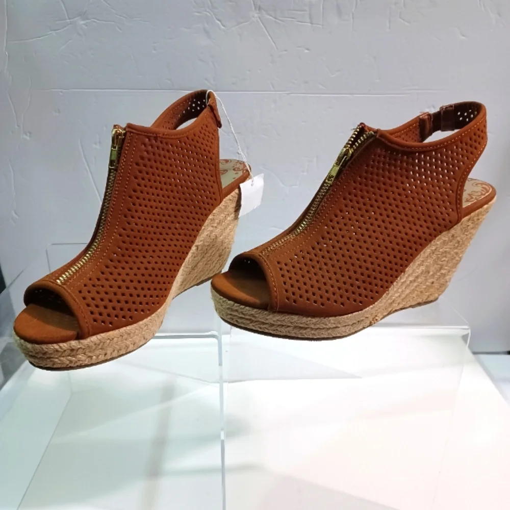 Brash Wedge Slingback Sandals, Size:9 1/2, Brown